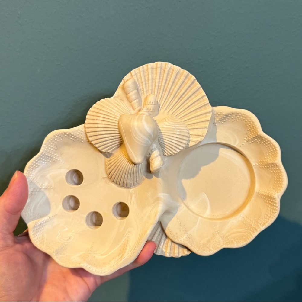 Vintage Dina Shell Seashells Marble Look Vanity Tray Desk Organizer, 1980’s